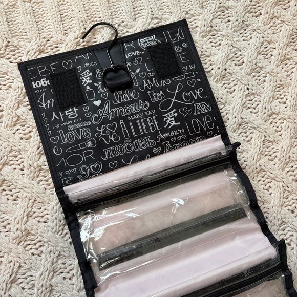 NWOT Hanging Organizer Bag - Makeup & Jewelry Organizer Travel Bag - Picture 3 of 7